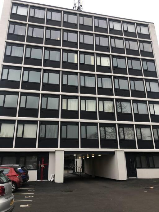 Entire Apartment / Nec / Resorts World / Birmingham Airport Sheldon  エクステリア 写真